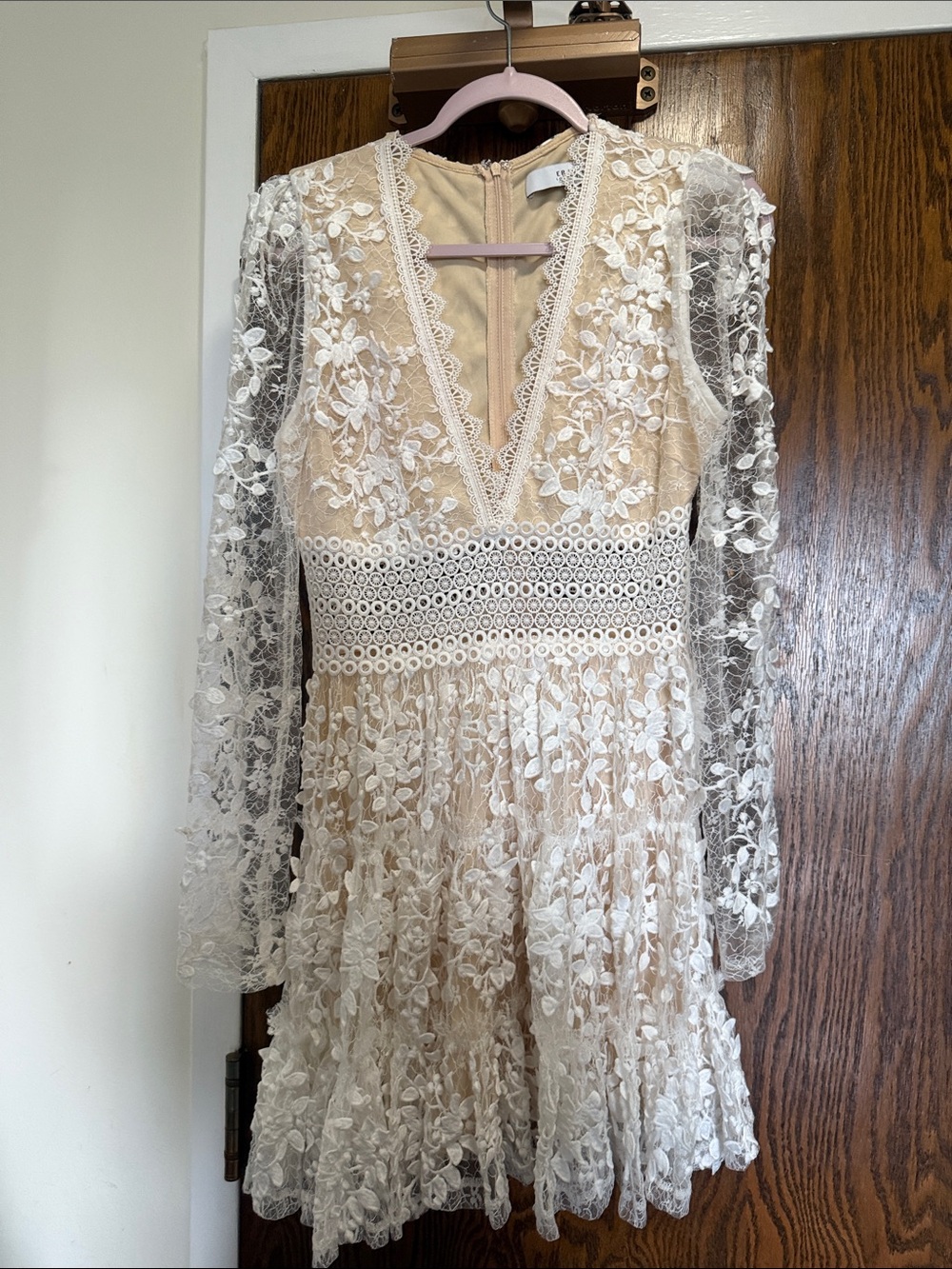 Luxe Cream and White Floral Lace Long-Sleeve V-Neck Dress